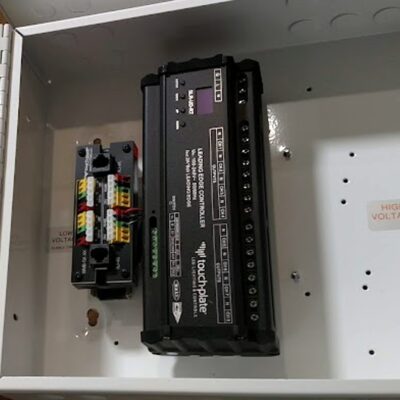 DMX <BR> Solare Universal 16 Dimmer Panel